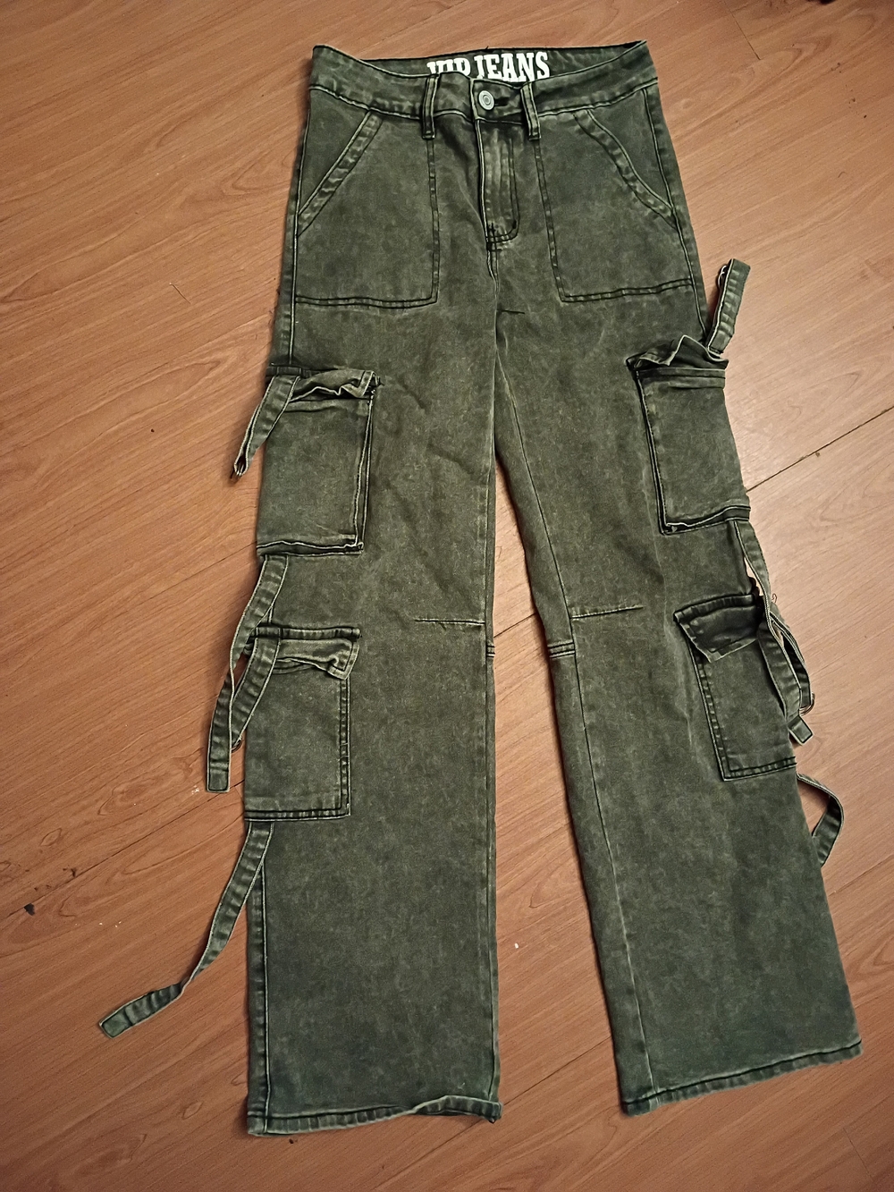 Womens ViP Cargo Jeans